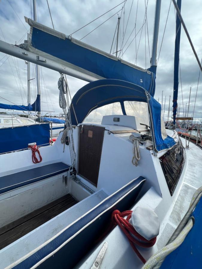 Velero en el corazón de El Puerto Hotel El Puerto de Santa María Exterior foto